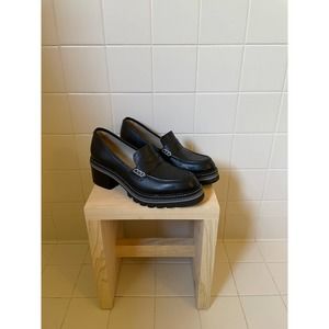 Bernardo Selma Black Leather Healed Loafer Size 7.5 M